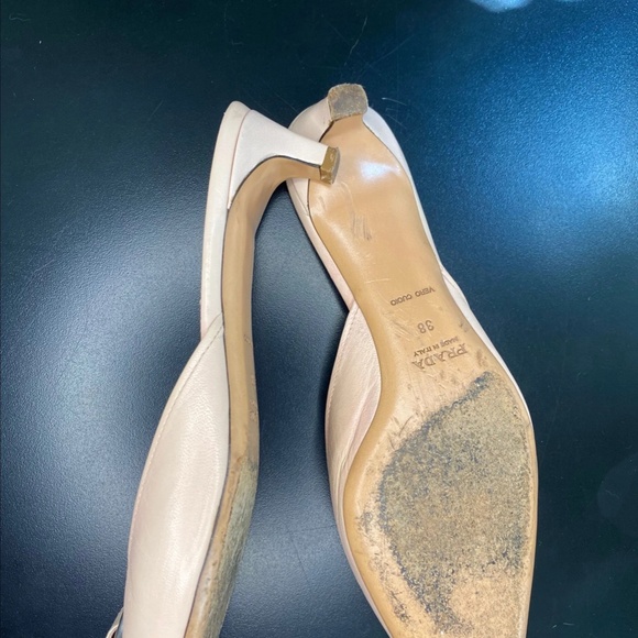 Vintage Prada kitten heel - Picture 2 of 3
